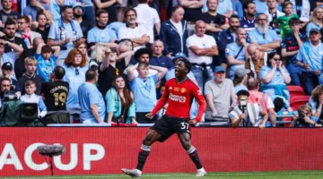 فليتشر يفصح عن موقف ماينو في صفوف مانشستر يونايتد